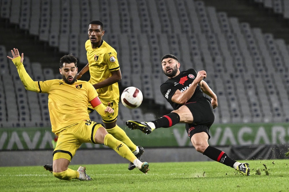 İstanbulspor sẽ có được chiến thắng trên sân của Fatih Karagumruk. nhan-dinh-soi-keo-fatih-karagumruk-vs-istanbulspor-luc-19h00-ngay-17-12-2025-1